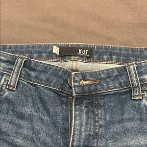 Kut from the Kloth Catherine Boyfriend Size 8 Dark Wash Jeans